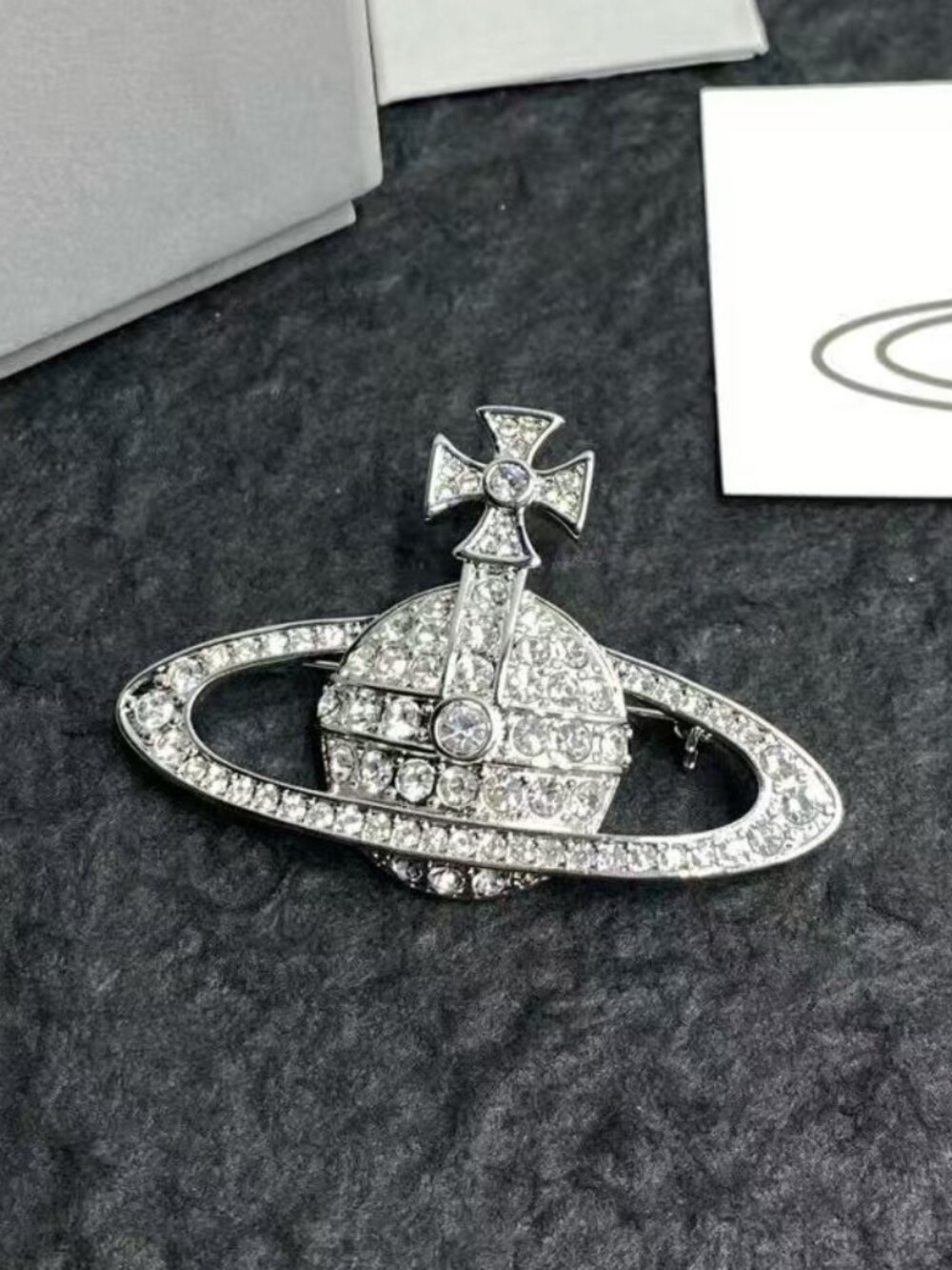 Vivienne Westwood Full Crystal Saturn Brooch